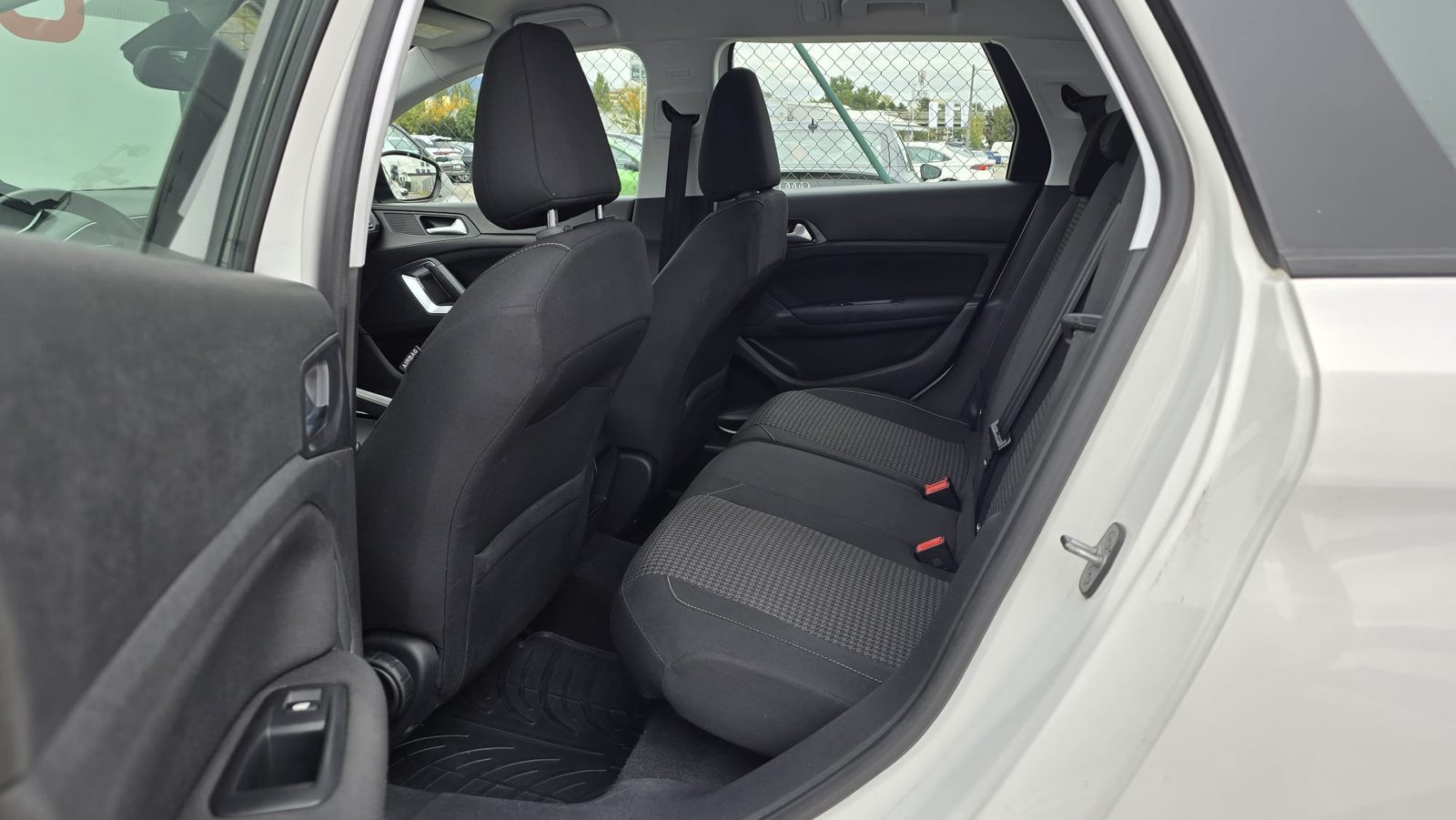 2018 Peugeot 308 — fotografija 8