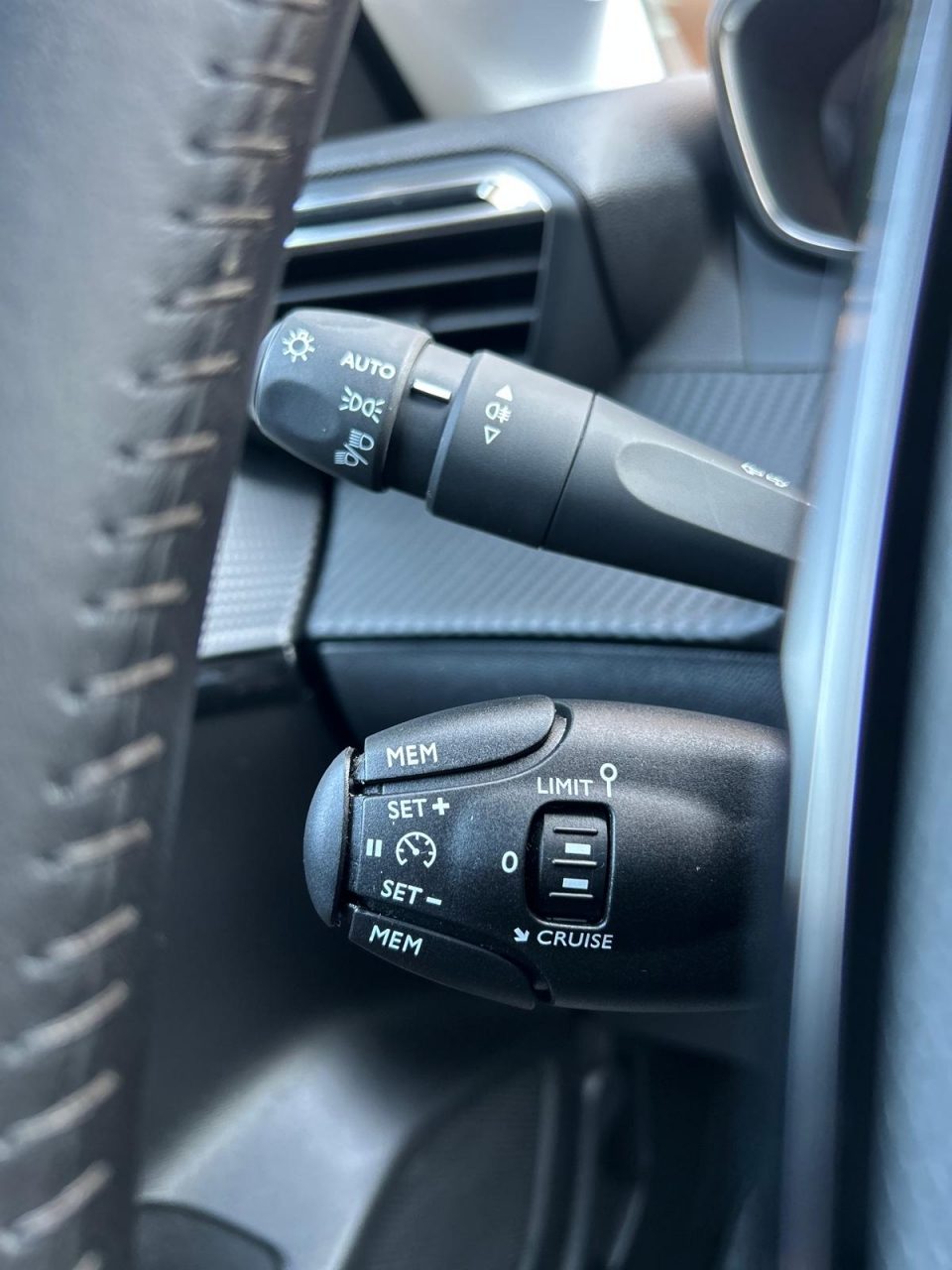2022 Peugeot 208 — fotografija 6
