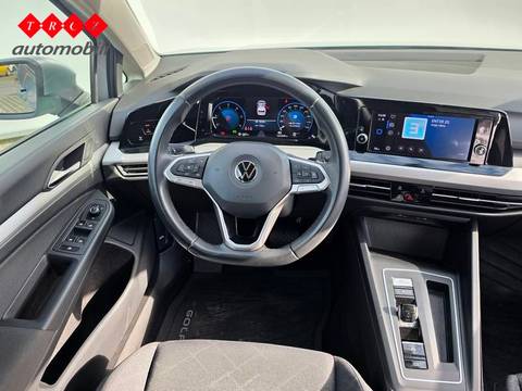 2021 Volkswagen Golf — sličica 9