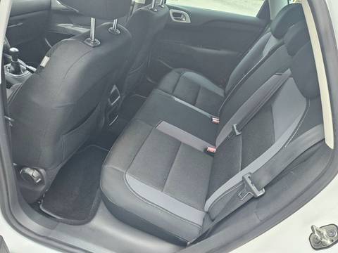 2018 Citroën C4 — sličica 15
