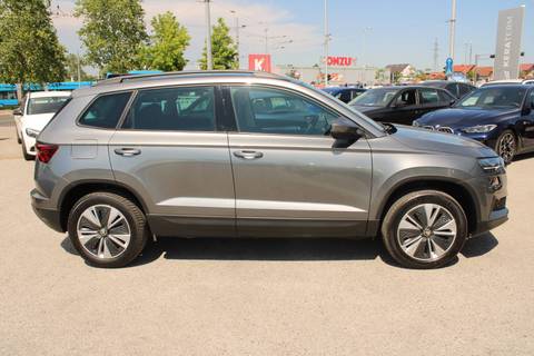 2022 Škoda Karoq — sličica 4