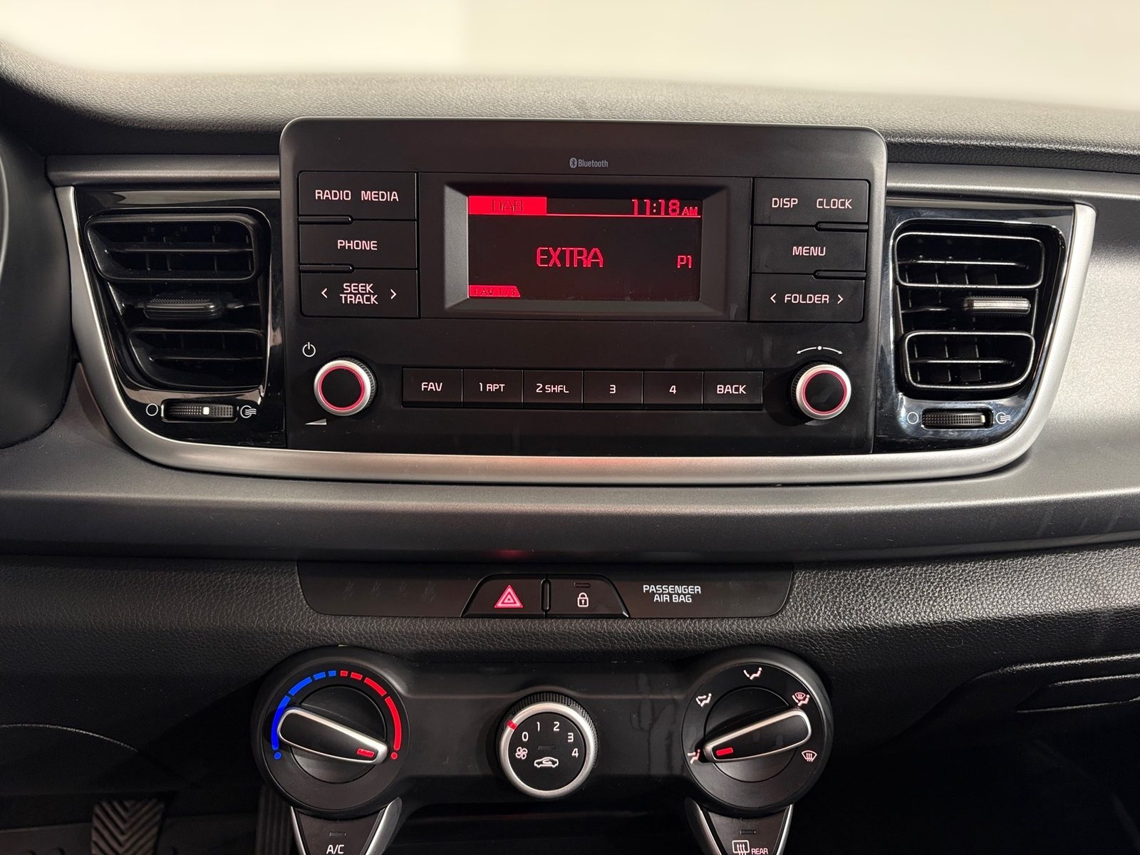 2022 Kia Rio — fotografija 18