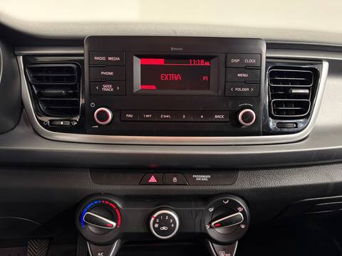 2022 Kia Rio — sličica 18