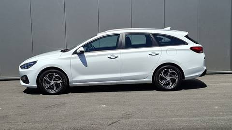 2021 Hyundai i30 — sličica 2