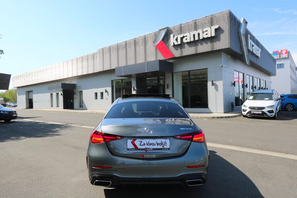 2022 Mercedes-Benz C-klasa AMG Line — fotografija 20