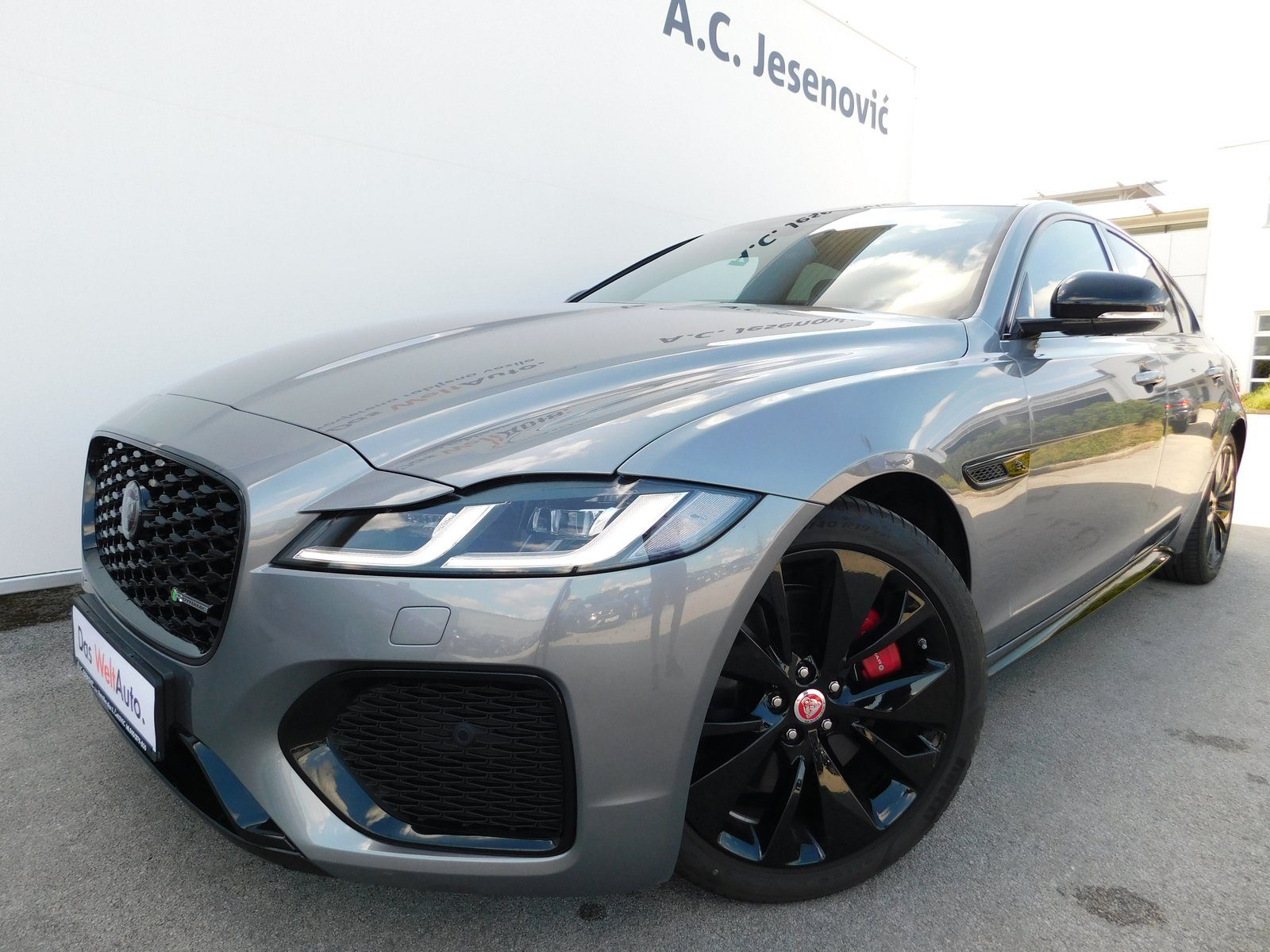 2023 Jaguar XF — fotografija 7