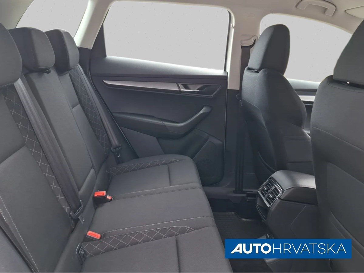 2019 Škoda Karoq — fotografija 14