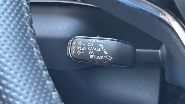 2021 Škoda Karoq — fotografija 17