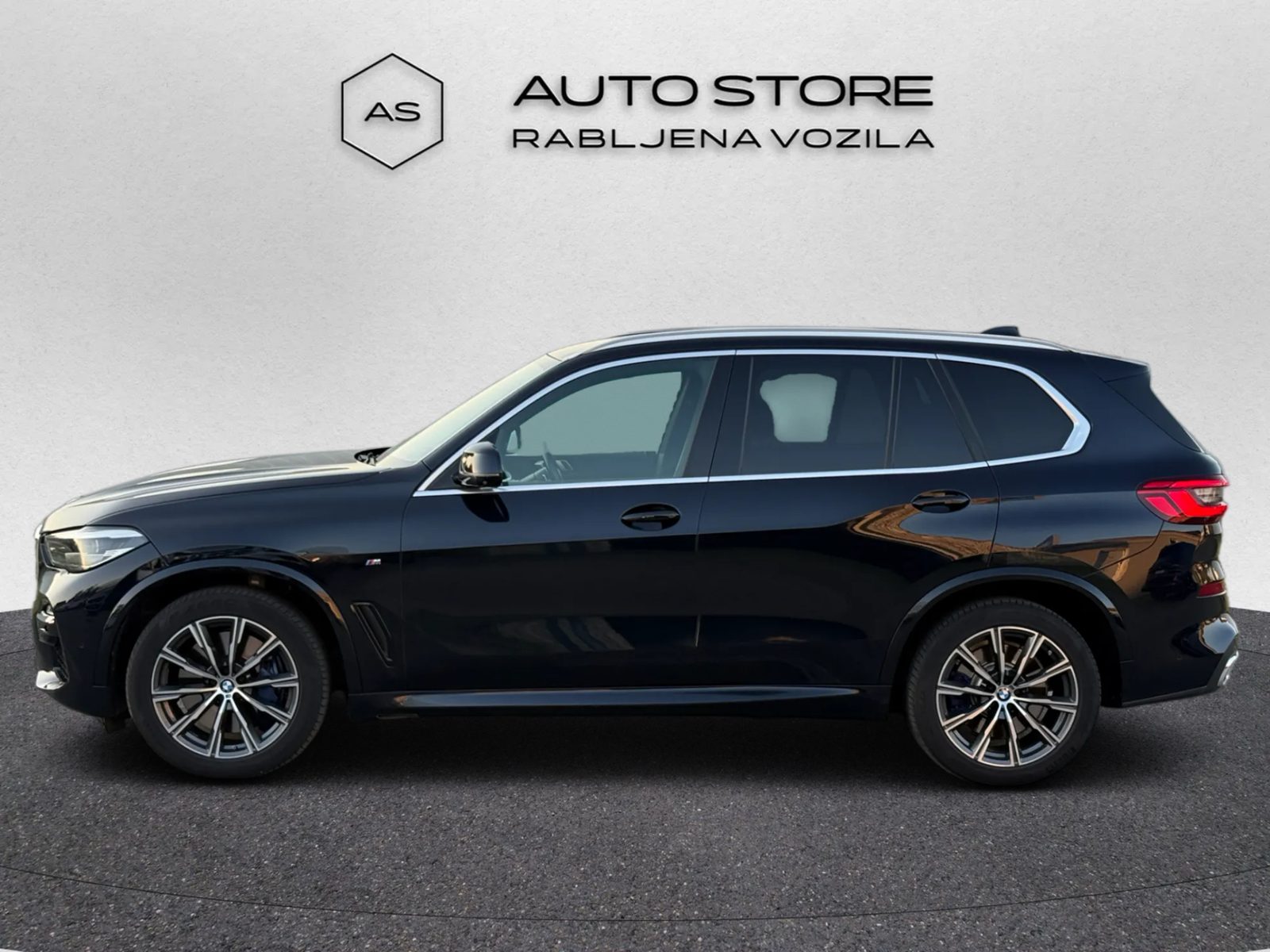 2019 BMW X5 M Sport — fotografija 3