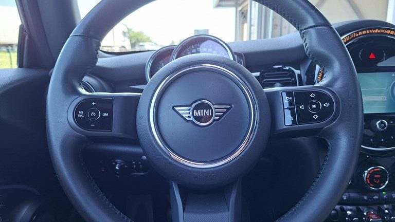 2022 Mini Cooper — fotografija 19