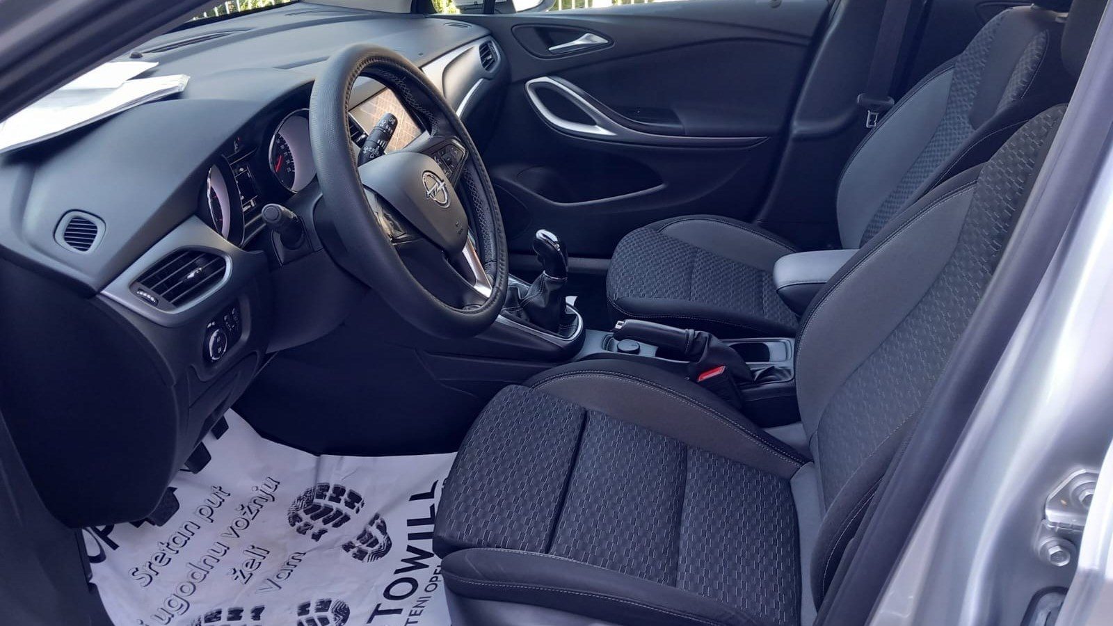 2020 Opel Astra — fotografija 15
