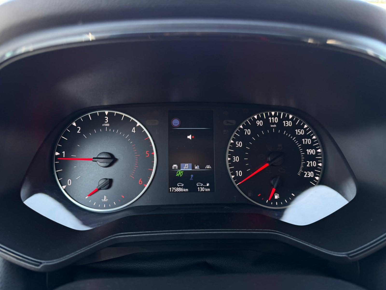 2023 Renault Clio — fotografija 12