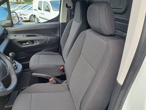 2019 Peugeot Partner — sličica 13