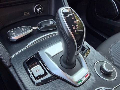 2020 Alfa Romeo Stelvio — sličica 10