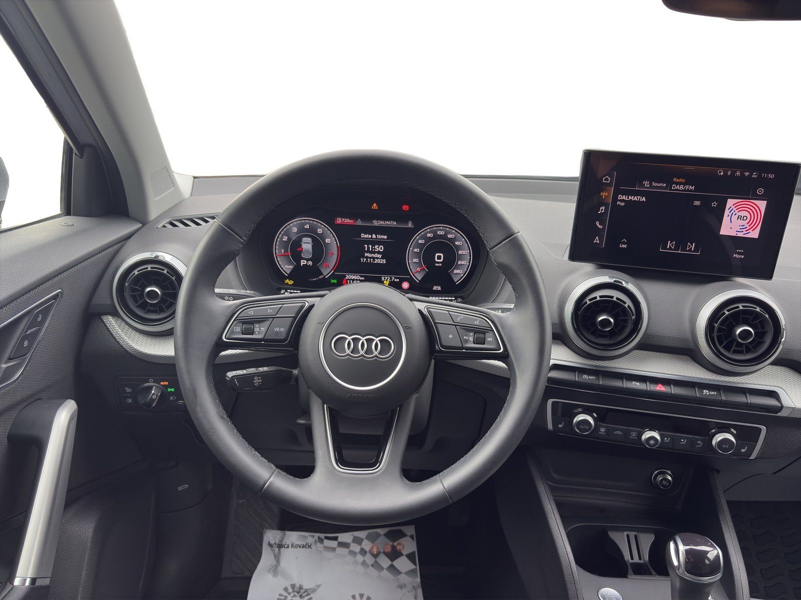 2025 Audi Q2 — fotografija 10