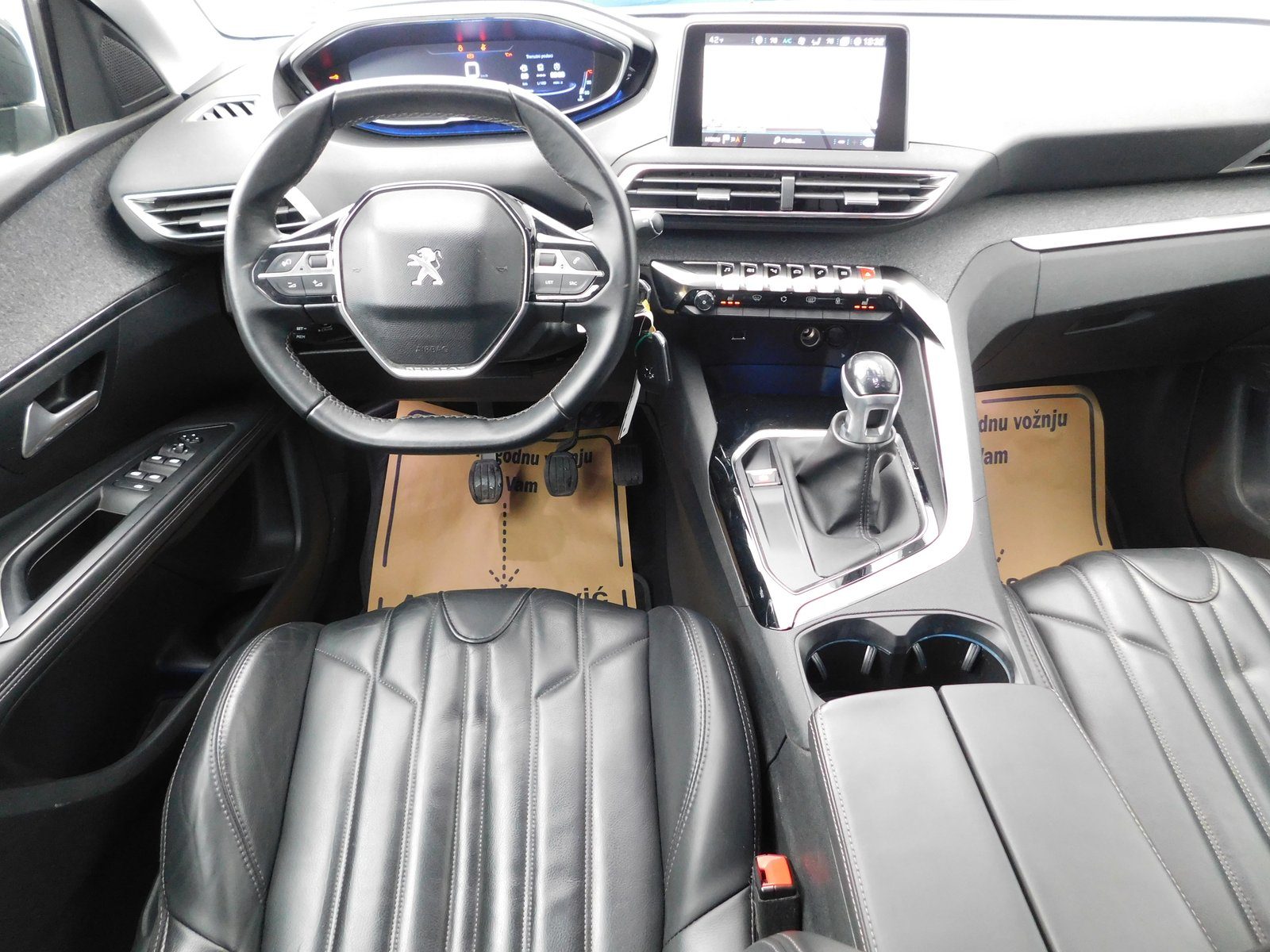 2017 Peugeot 3008 — fotografija 10