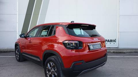 2025 Jeep Avenger — sličica 4