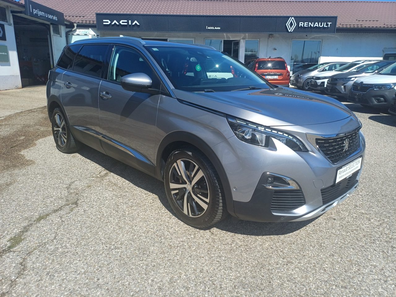 2017 Peugeot 5008 — fotografija 3