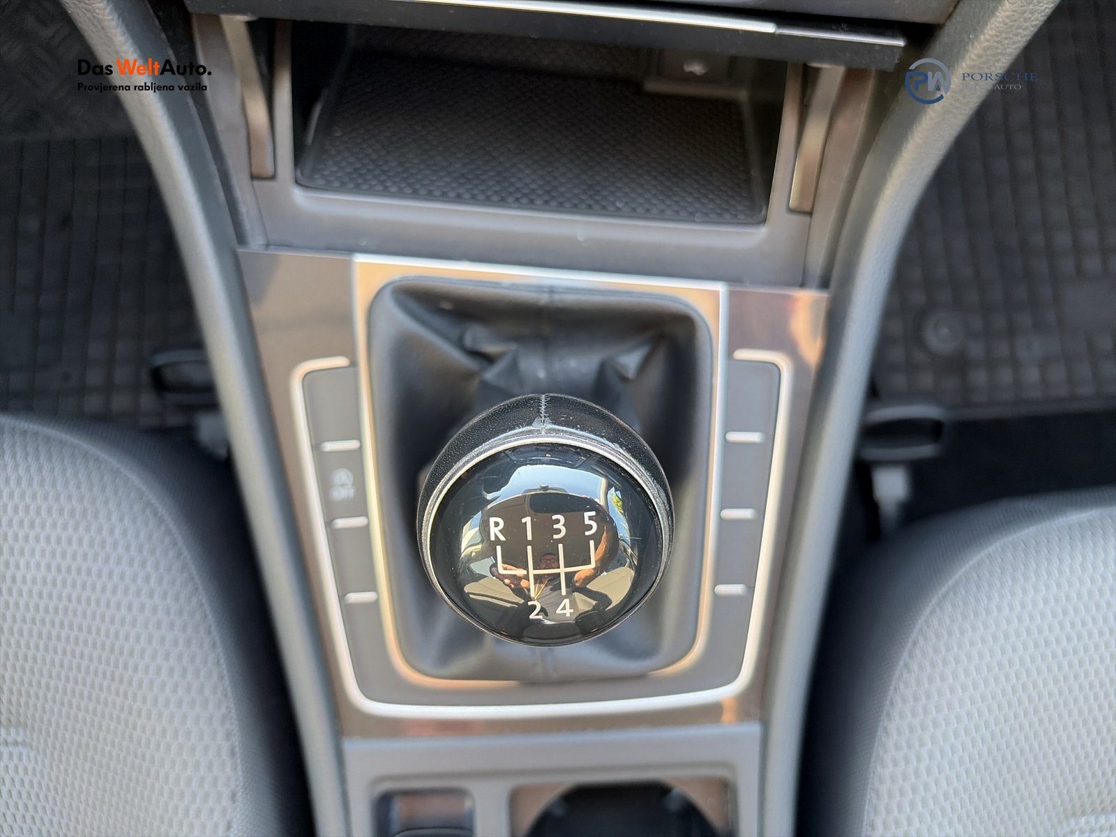 2019 Volkswagen Golf — fotografija 19