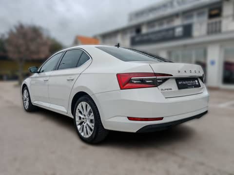 2021 Škoda Superb — sličica 7