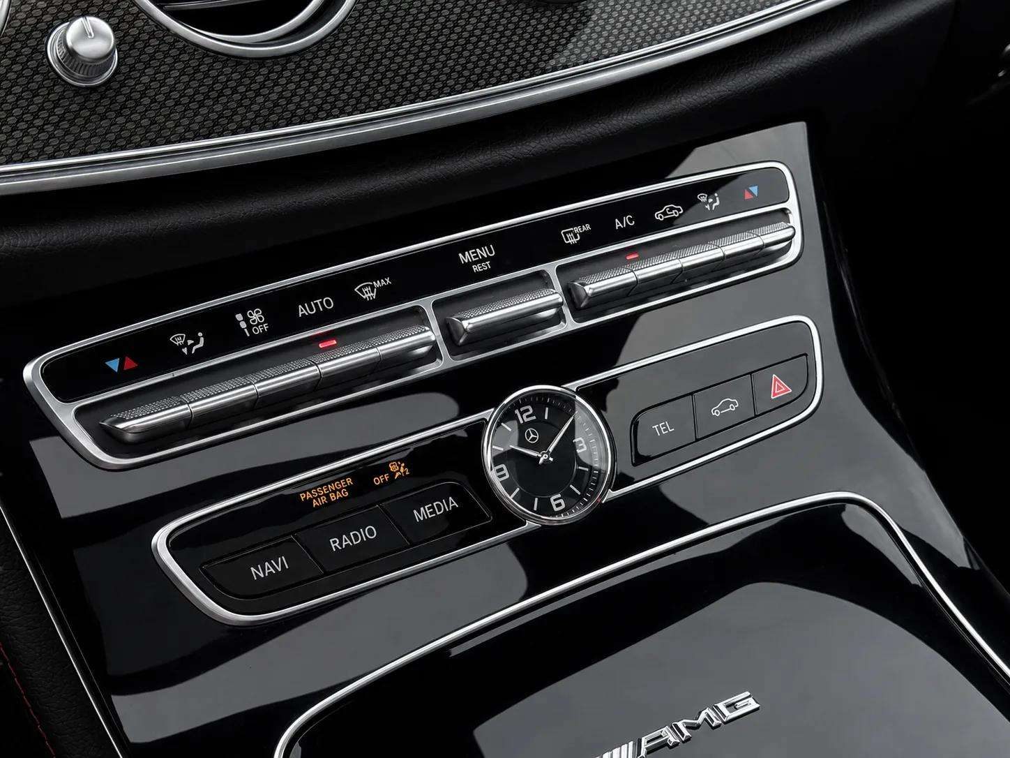 2017 Mercedes-Benz E-klasa — fotografija 21