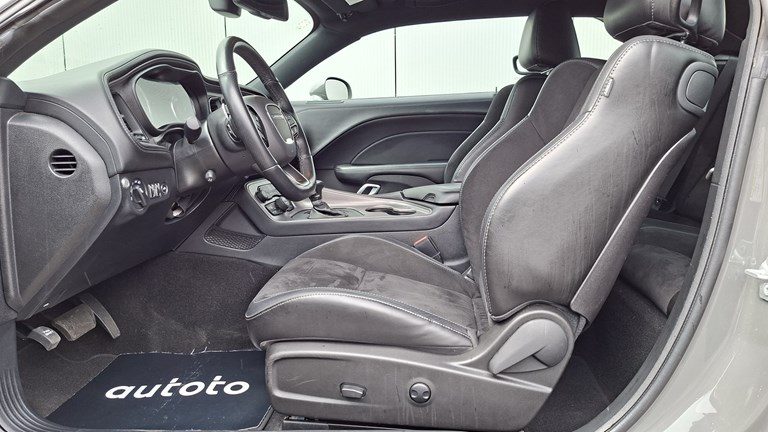 2024 Dodge Challenger — fotografija 5