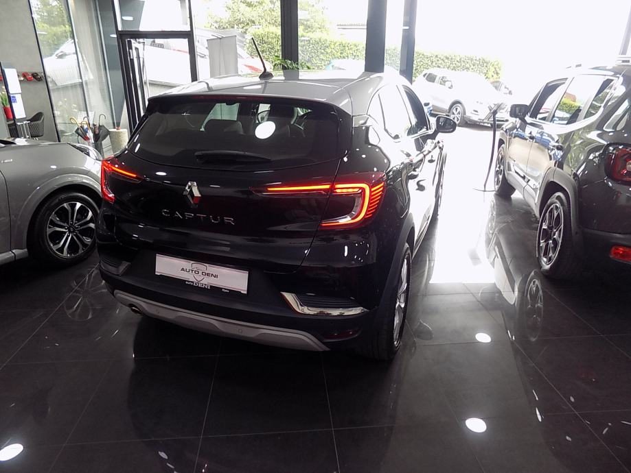 2021 Renault Captur — fotografija 5