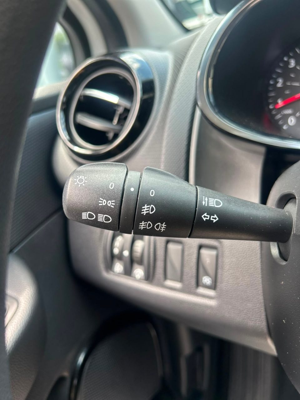 2018 Renault Clio IV — fotografija 6