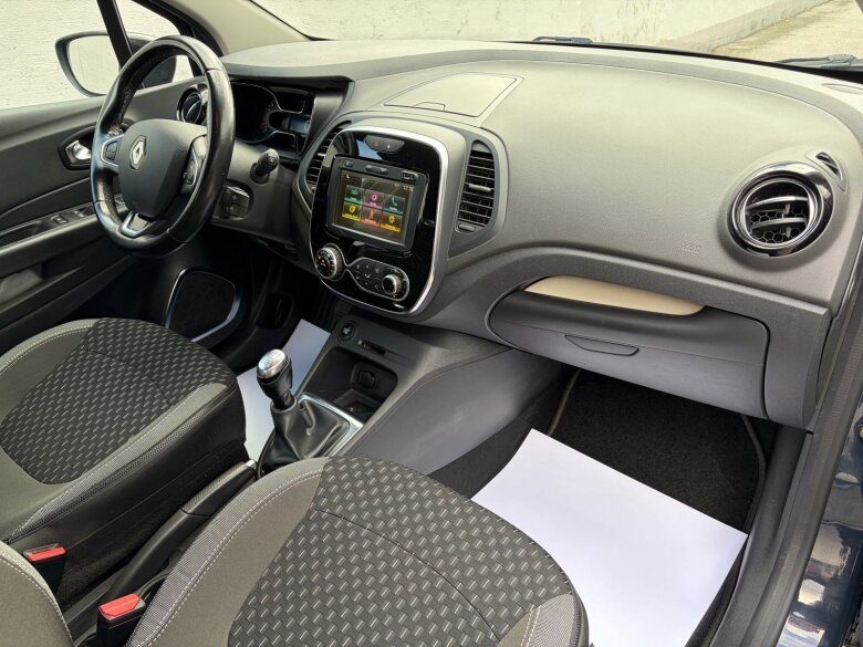 2019 Renault Captur — fotografija 13