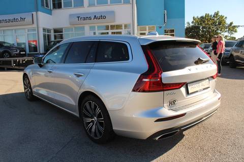 2021 Volvo V60 — sličica 7