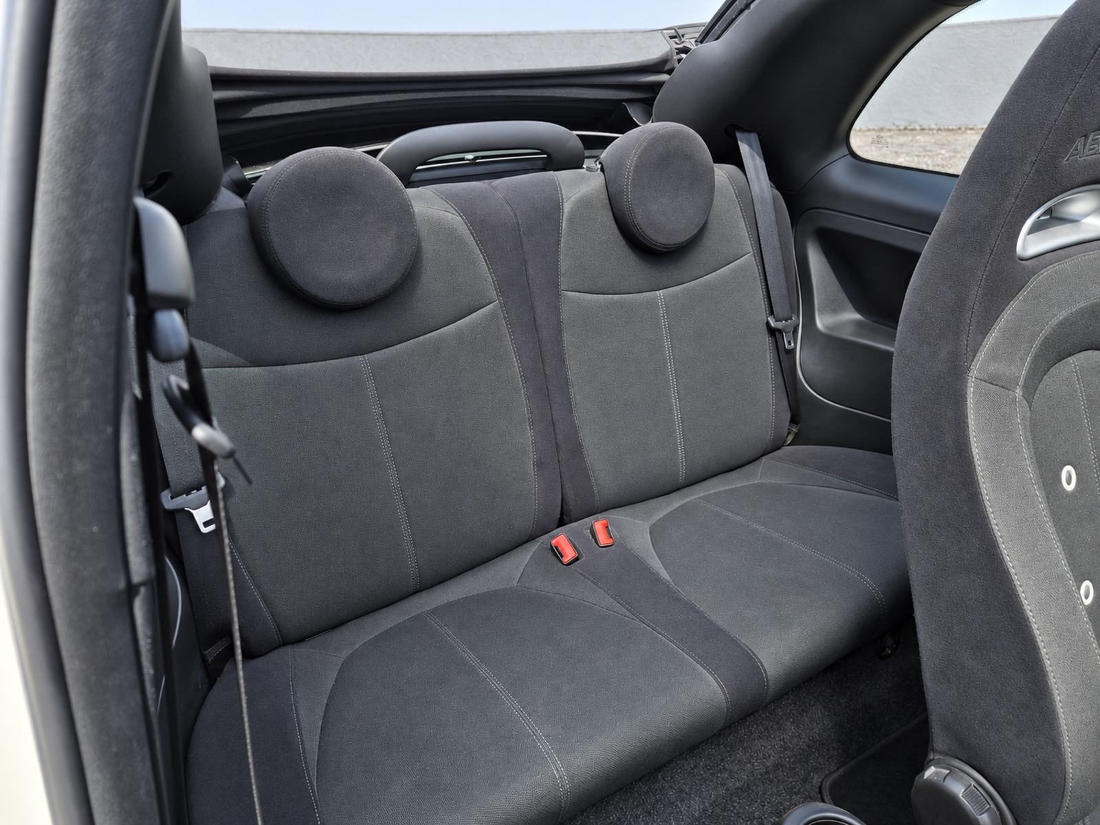 2018 Fiat 500 — fotografija 14