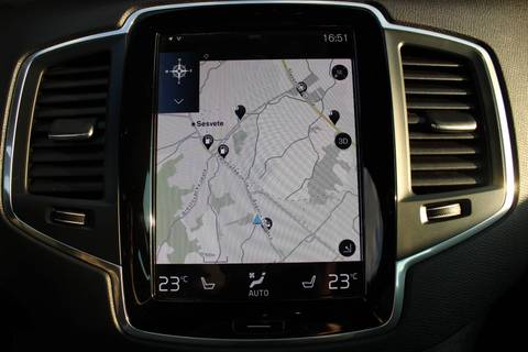 2022 Volvo XC90 — sličica 18