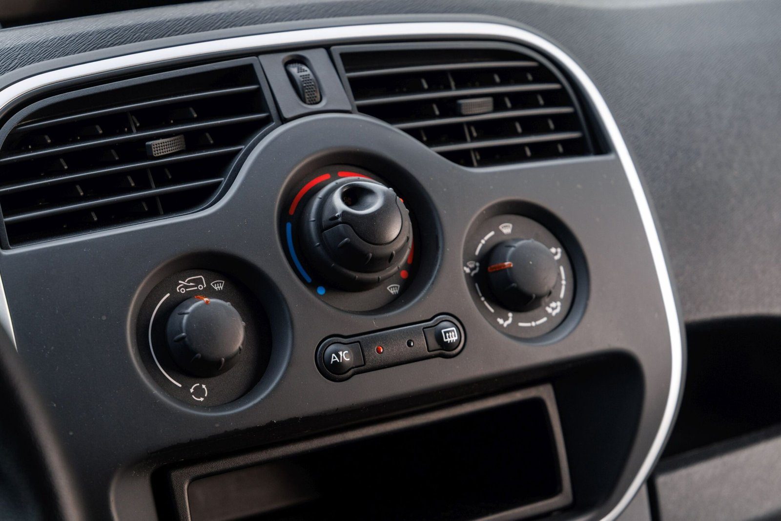 2020 Renault Kangoo Energy — fotografija 10