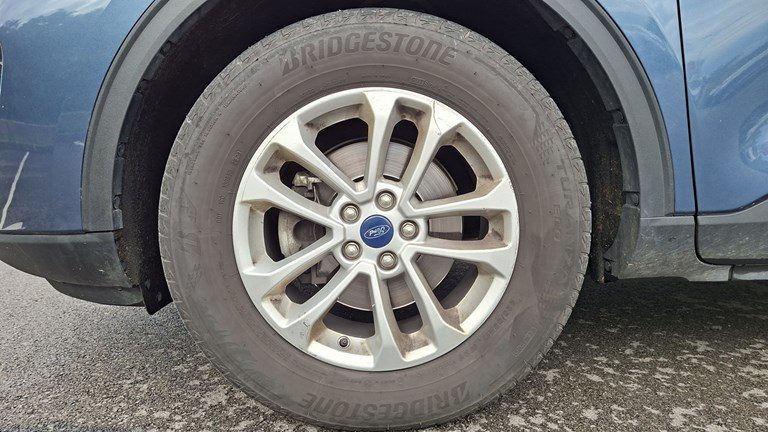 2024 Ford Kuga — fotografija 28