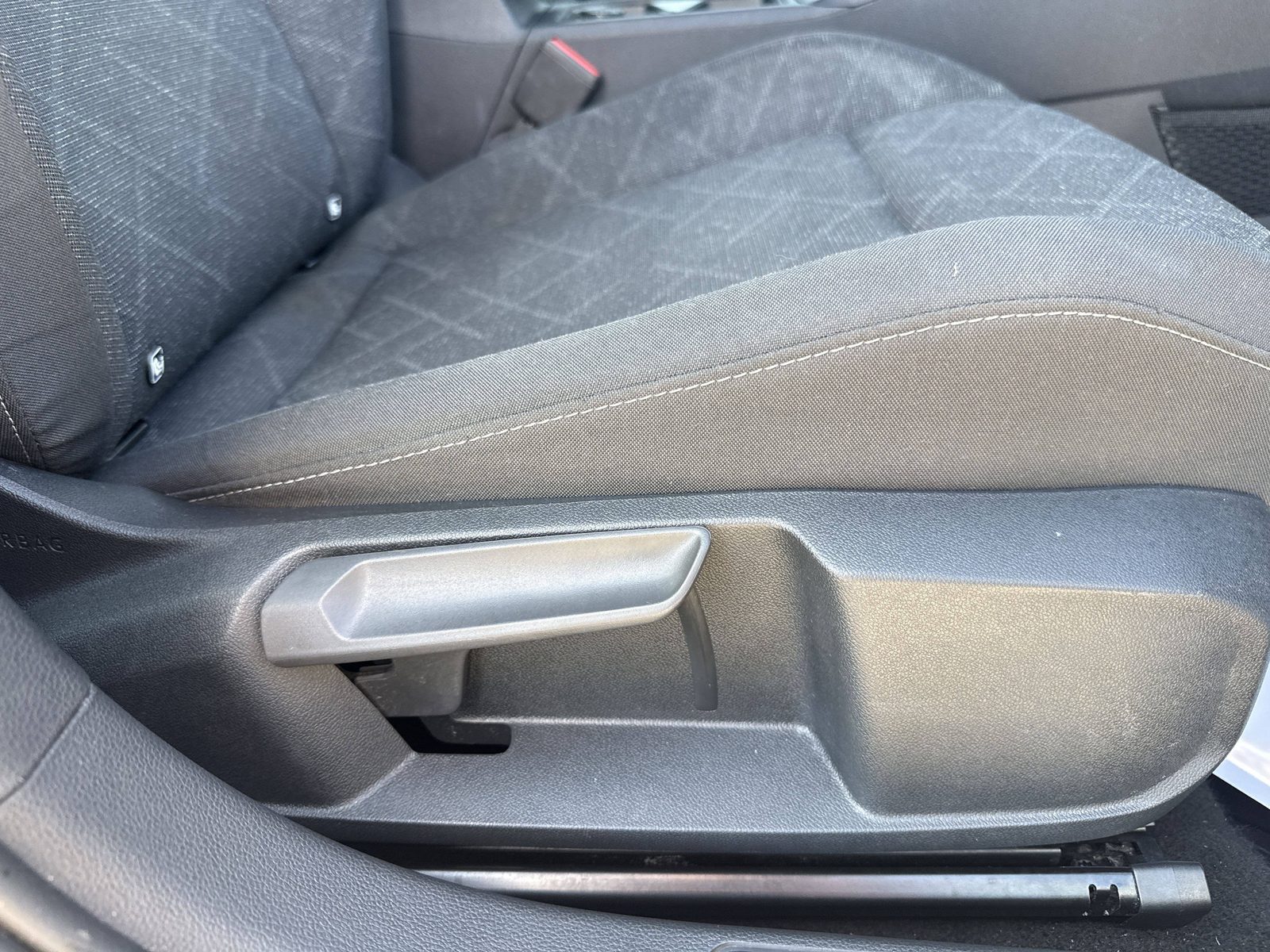 2024 Volkswagen Golf — fotografija 21
