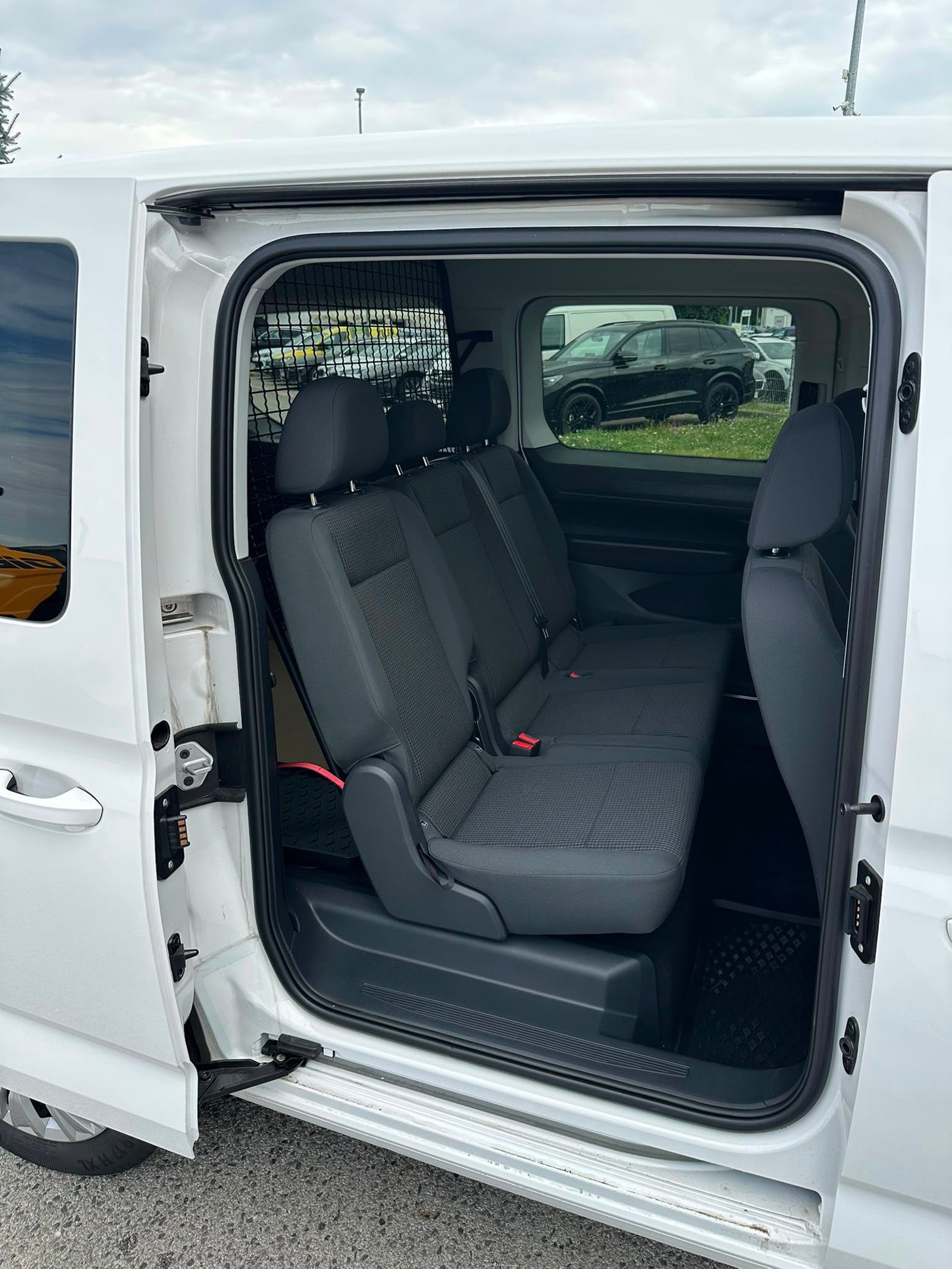 2026 Volkswagen Caddy — fotografija 8