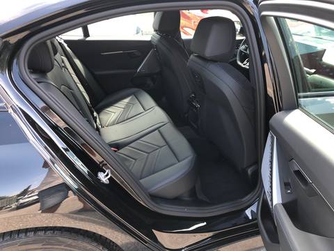 2025 BMW Serija 5 — sličica 9