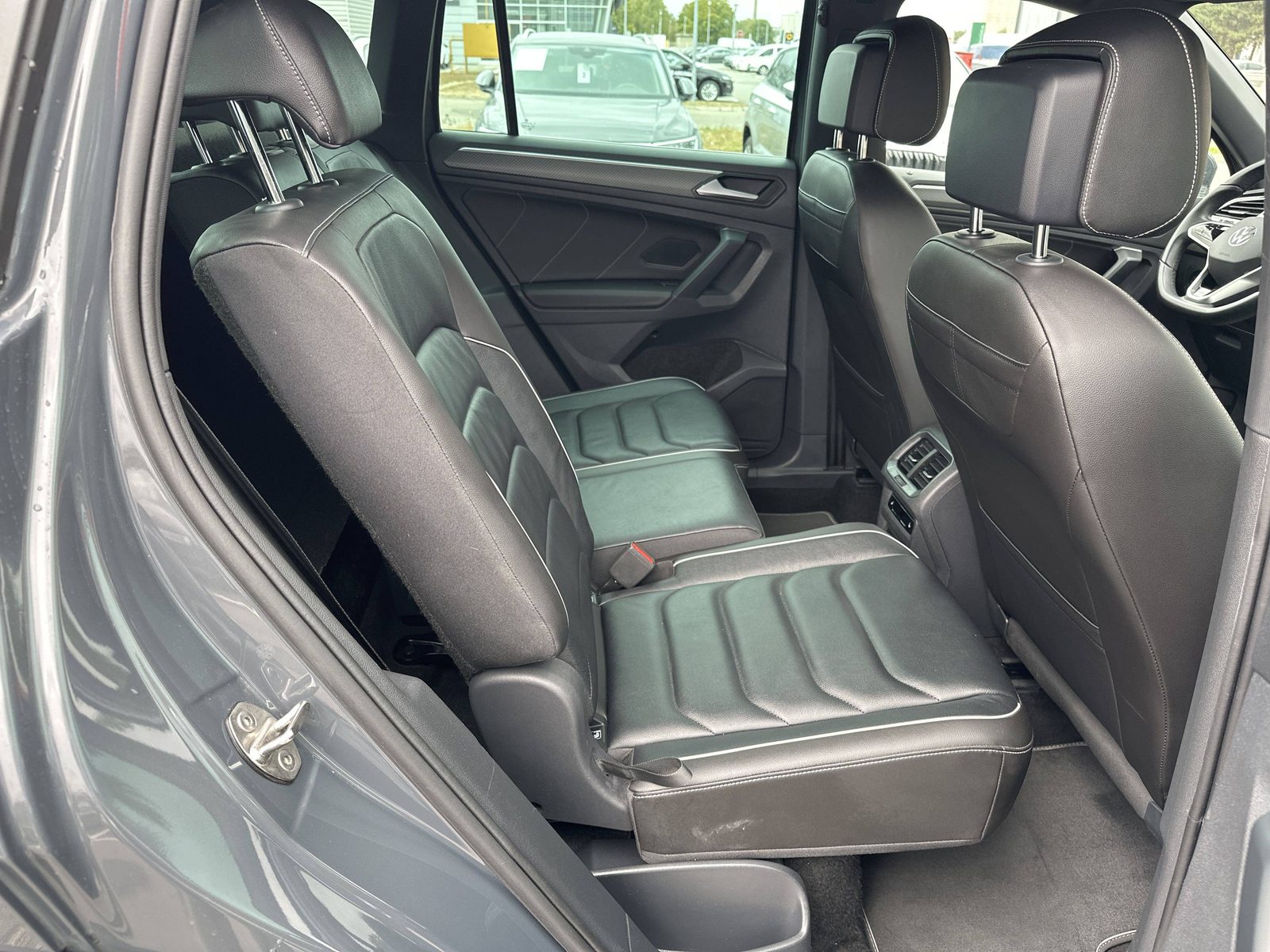 2023 Volkswagen Tiguan — fotografija 26