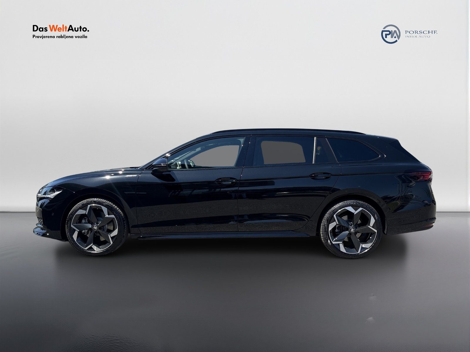 2026 Škoda Superb Combi Sportline — fotografija 5