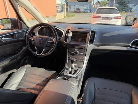 2016 Ford Galaxy — sličica 2