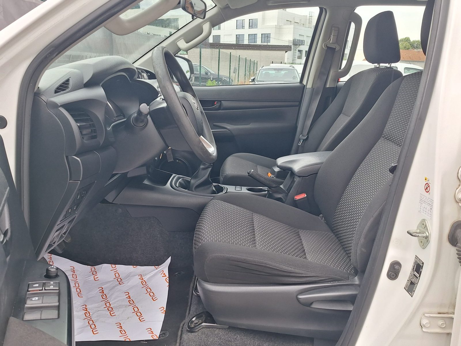 2019 Toyota Hilux — fotografija 9