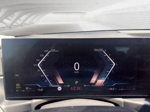 2023 BMW Serija 3 — sličica 11
