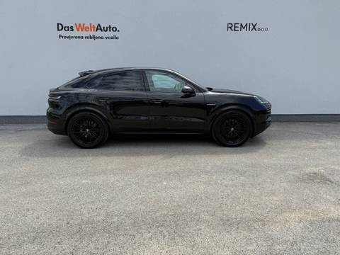 2026 Porsche Cayenne — sličica 3