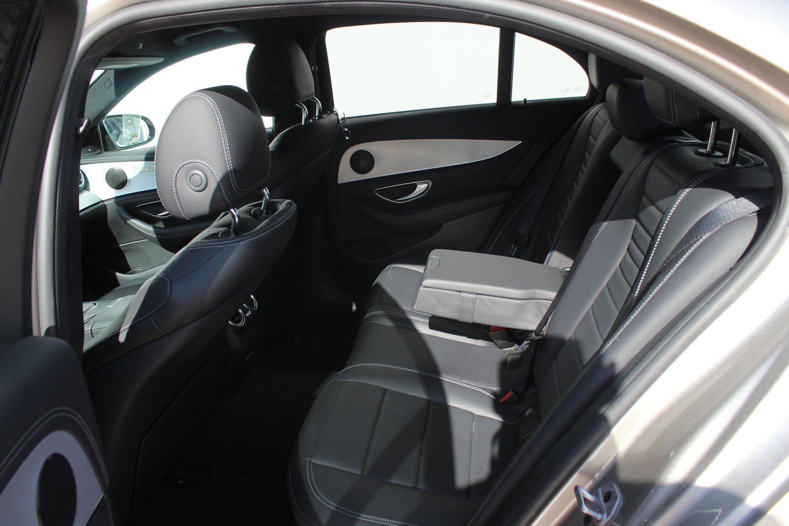 2023 Mercedes-Benz E-klasa — fotografija 11