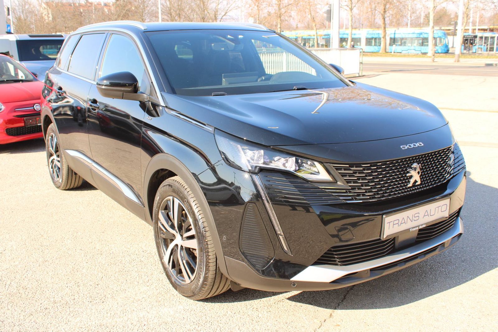 2024 Peugeot 5008 — fotografija 3