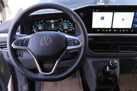 2026 Volkswagen Caravelle — sličica 10