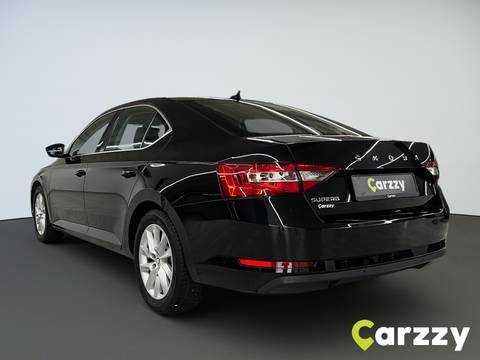 2021 Škoda Superb — sličica 8
