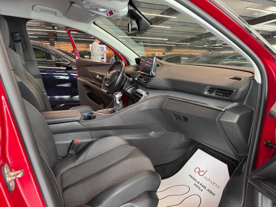2021 Peugeot 3008 — fotografija 21