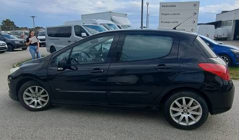 2012 Peugeot 308 — sličica 3