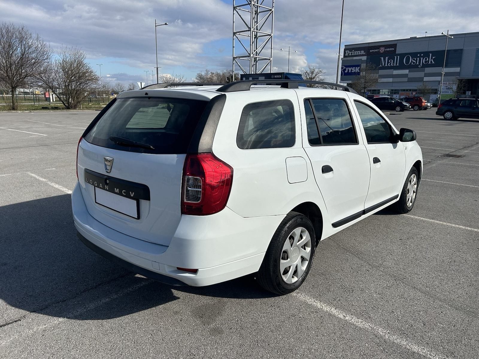 2020 Dacia Logan — fotografija 9